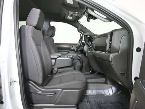 Used 2024 Chevrolet Silverado 3500 LT image 14