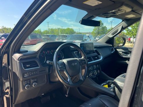 Used 2021 Chevrolet Tahoe RST w/ Luxury Package AWD/4WD image 26