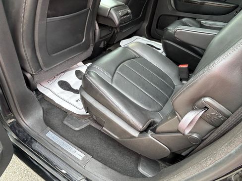 Used 2016 GMC Acadia Denali AWD/4WD image 9
