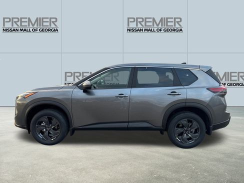 New 2026 Nissan Rogue SV image 8