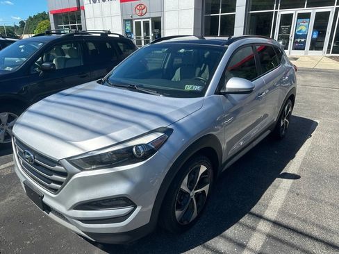 Used 2018 Hyundai Tucson Value FWD image 1