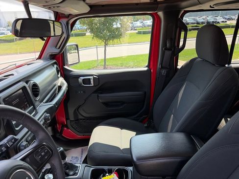 Used 2023 Jeep Wrangler Unlimited Sport AWD/4WD image 41