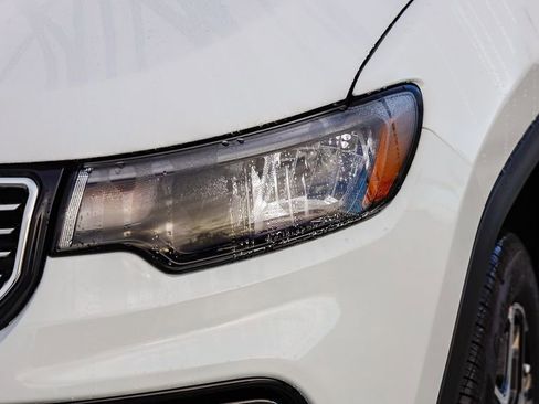 New 2026 Jeep Compass Limited image 5