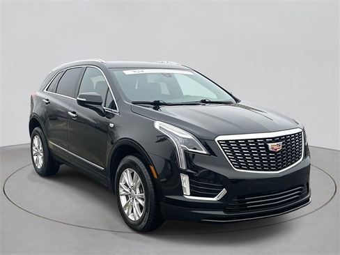Certified 2023 Cadillac XT5 Luxury image 3