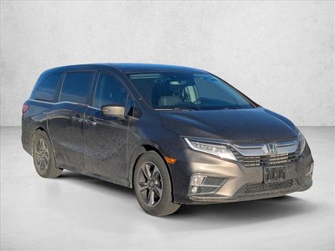 Used 2020 Honda Odyssey Touring image 3