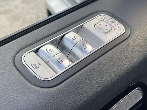 Certified 2025 Mercedes-Benz G 550 image 29