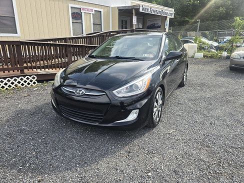 Used 2016 Hyundai Accent SE w/ Option Group 03 FWD image 4