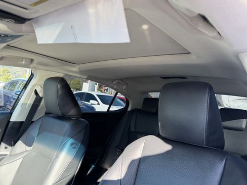 Used 2023 Lexus ES 350 w/ Premium Package FWD image 13
