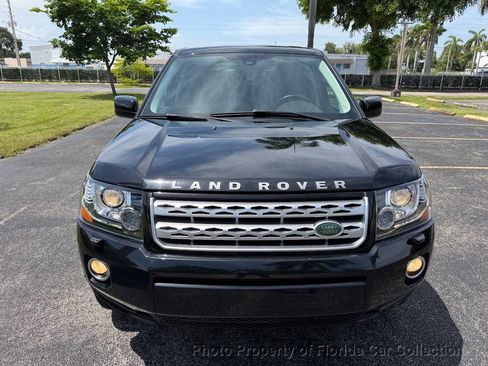 Used 2014 Land Rover LR2 AWD/4WD image 5