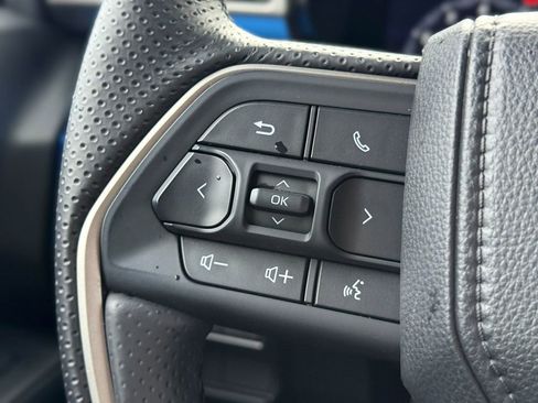 Used 2025 Toyota 4Runner TRD Off-Road image 21