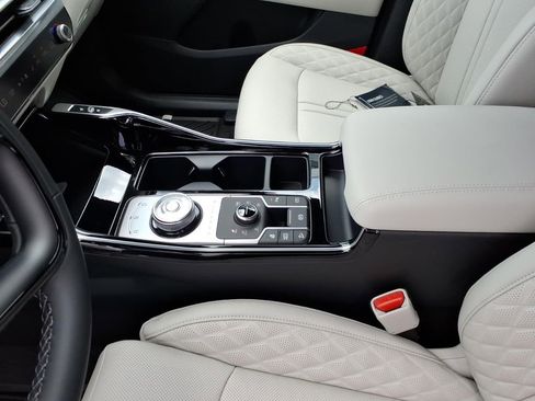 New 2026 Kia Sorento SX Prestige AWD/4WD image 15