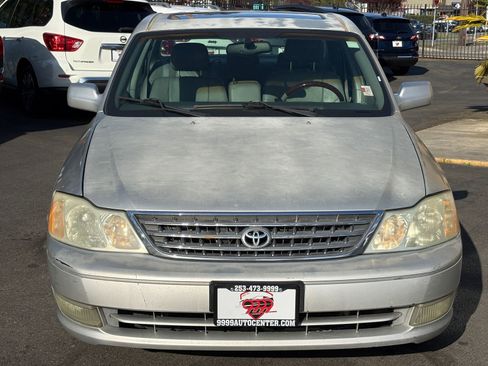Used 2004 Toyota Avalon XLS FWD image 2