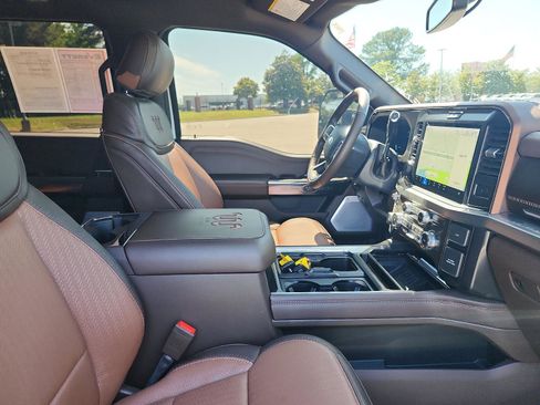 Used 2025 Ford F250 King Ranch w/ Chrome Package AWD/4WD image 10