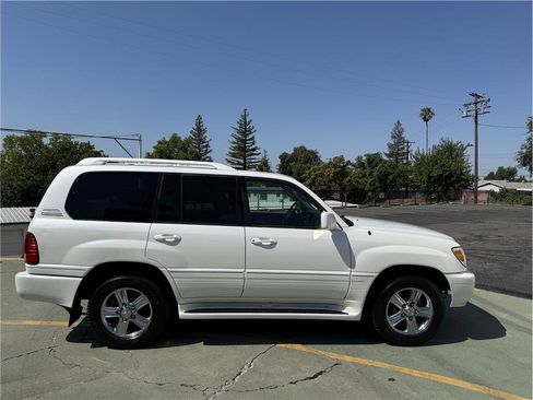 Used 2006 Lexus LX 470 4WD image 5