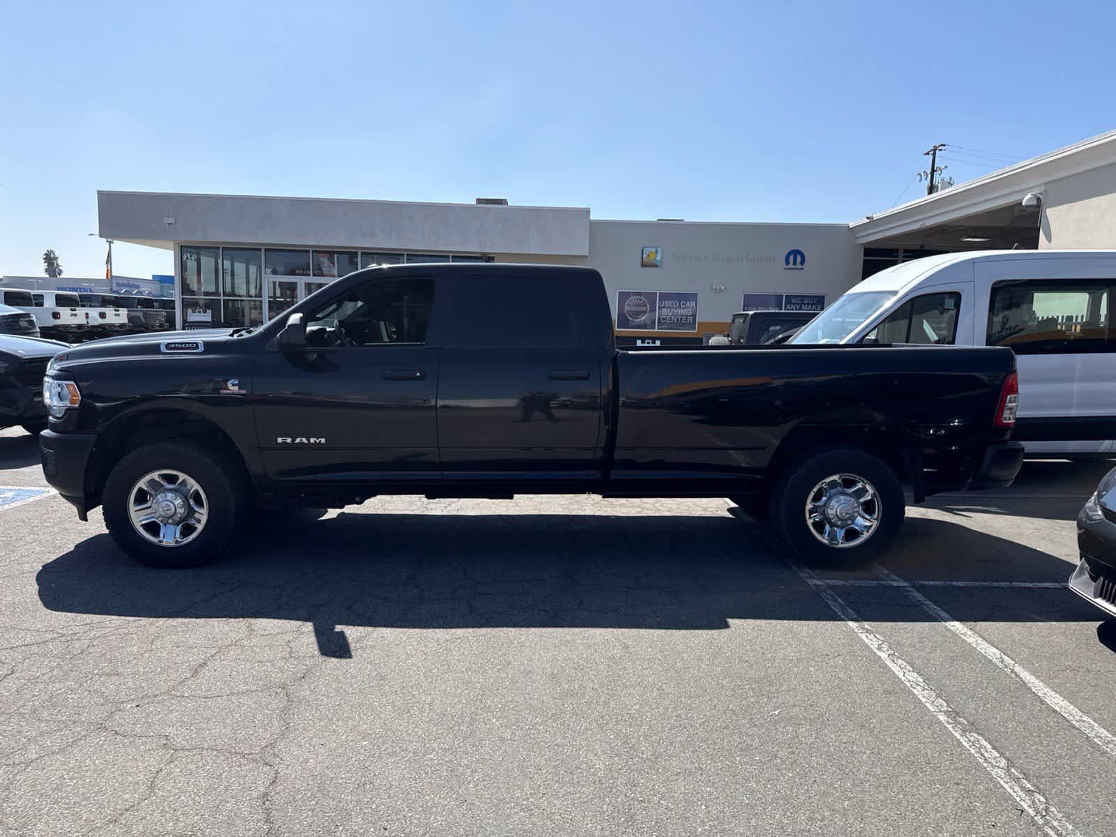 Used 2022 RAM 3500 Tradesman AWD/4WD image 17