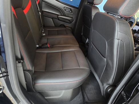 Used 2023 Chevrolet Colorado Z71 w/ Z71 Convenience Package 2 image 23