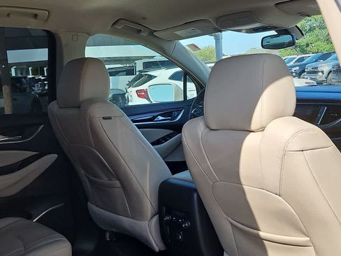 Used 2020 Buick Enclave Essence w/ Trailering Package, 5000 lbs. FWD image 17