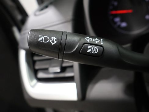 Used 2024 GMC Terrain SLE image 37