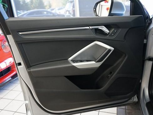 Used 2021 Audi Q3 2.0T Premium image 22