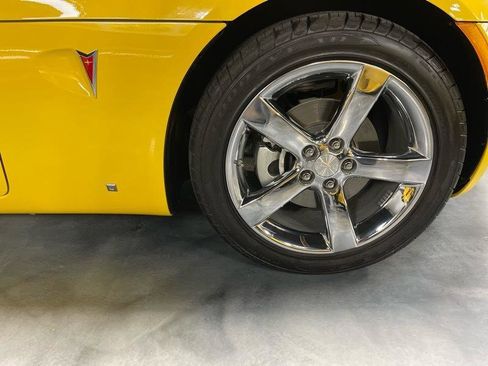 Used 2009 Pontiac Solstice GXP w/ Premium Package image 19