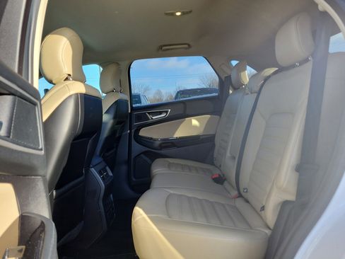 Used 2018 Ford Edge SEL w/ Equipment Group 201A image 11