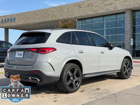 Used 2025 Mercedes-Benz GLC 300 4MATIC image 17