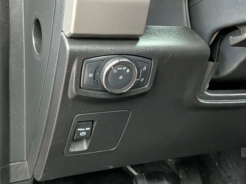 Certified 2021 Ford Expedition XLT w/ FX4 Off-Road Package image 15