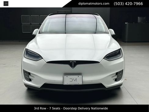 Used 2019 Tesla Model X 100D image 11