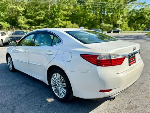 Used 2015 Lexus ES 350 w/ Luxury Package FWD image 6