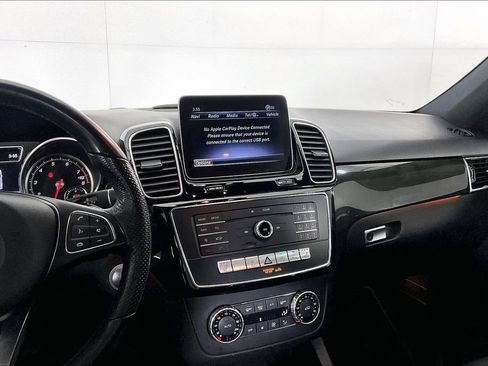 Used 2019 Mercedes-Benz GLE 400 4MATIC image 9