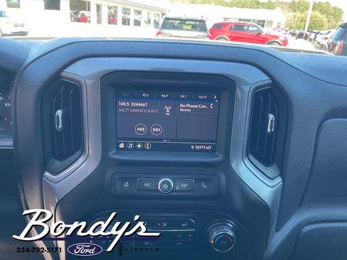 Used 2021 Chevrolet Silverado 1500 Custom image 5