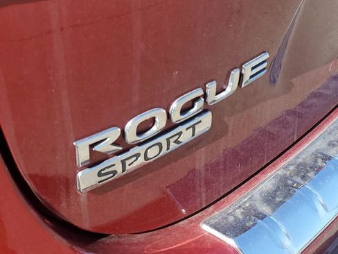 Used 2019 Nissan Rogue Sport SV AWD/4WD image 30