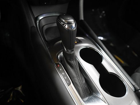Used 2016 Chevrolet Malibu LT FWD image 21
