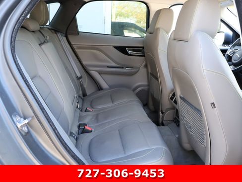 Used 2018 Jaguar F-PACE R-Sport image 20