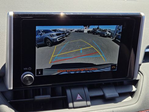 Used 2025 Toyota RAV4 SE w/ Weather & Moonroof Package AWD/4WD image 18