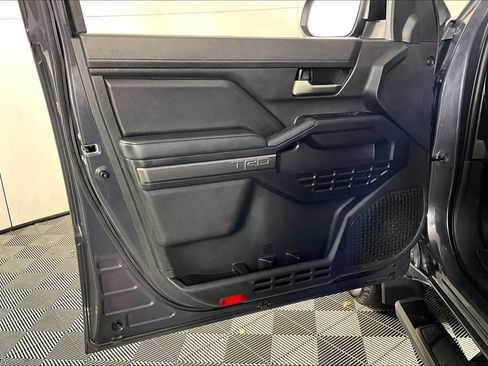 Used 2024 Toyota Tacoma TRD Sport image 19