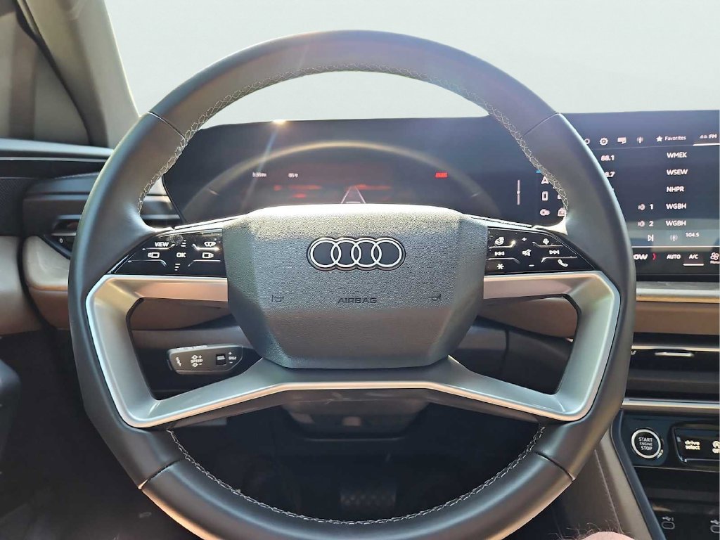 Used 2025 Audi Q5 Premium Plus w/ Premium Plus AWD/4WD image 18