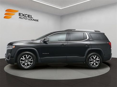 Used 2023 GMC Acadia SLT image 2