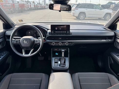 Used 2024 Honda CR-V Sport image 30