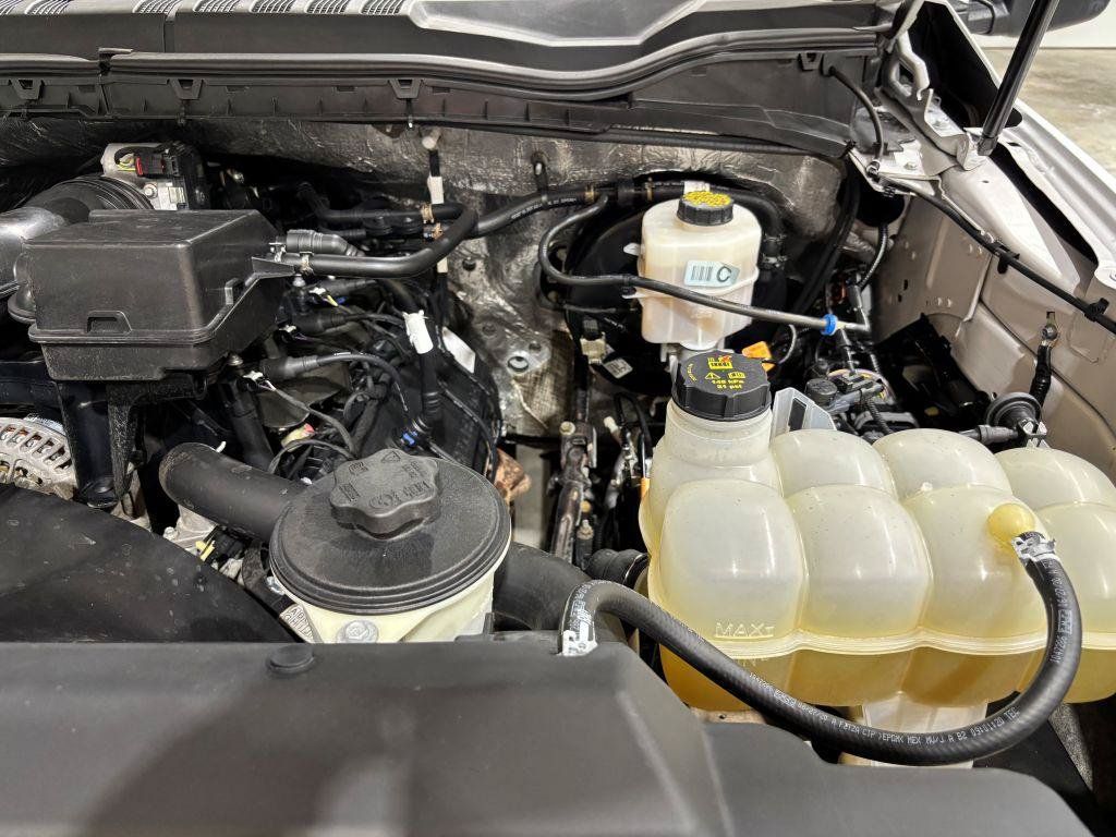 Used 2020 Ford F250 XL w/ Power Equipment Group AWD/4WD image 25