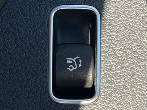 Certified 2025 Mercedes-Benz GLE 53 AMG 4MATIC Coupe image 47