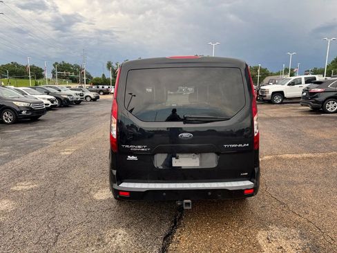 Certified 2023 Ford Transit Connect Titanium w/ Trailer Tow Package FWD image 6