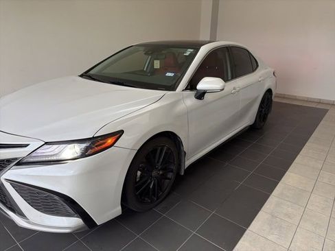 Used 2021 Toyota Camry XSE image 1