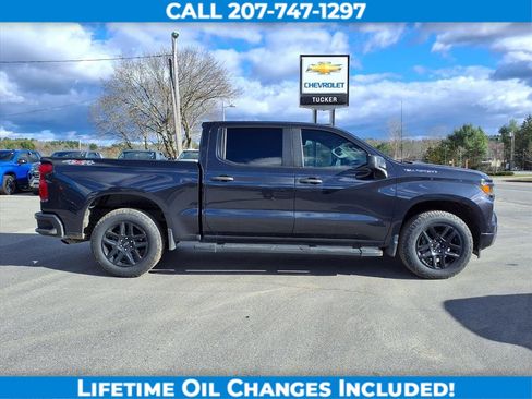 Used 2023 Chevrolet Silverado 1500 Custom image 5