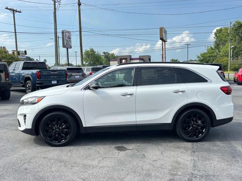 Used 2020 Kia Sorento S FWD image 4