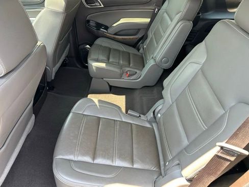 Used 2020 GMC Yukon Denali image 17
