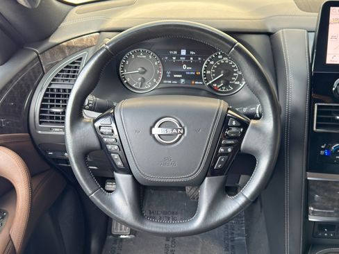 Used 2022 Nissan Armada Platinum RWD image 21