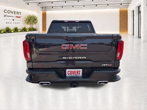 Used 2022 GMC Sierra 1500 AT4 w/ AT4 Preferred Package AWD/4WD image 12
