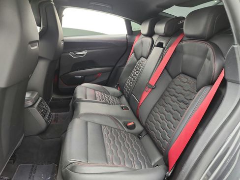 Used 2022 Audi RS e-tron GT AWD/4WD image 15
