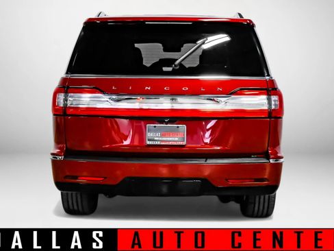 Used 2019 Lincoln Navigator Select image 5